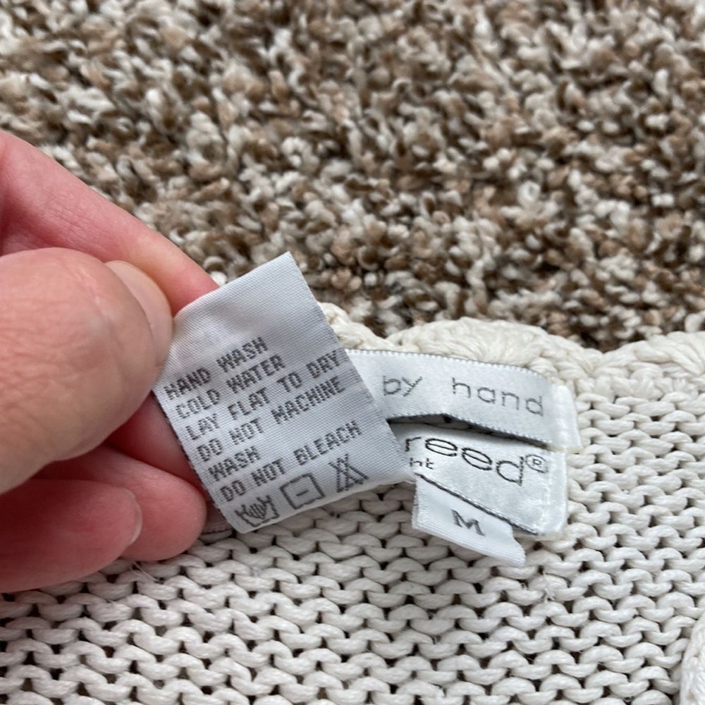 Vintage Jennifer Reed Hand Knit Embroidered Floral Winter Sweater Medium - Picture 9 of 16